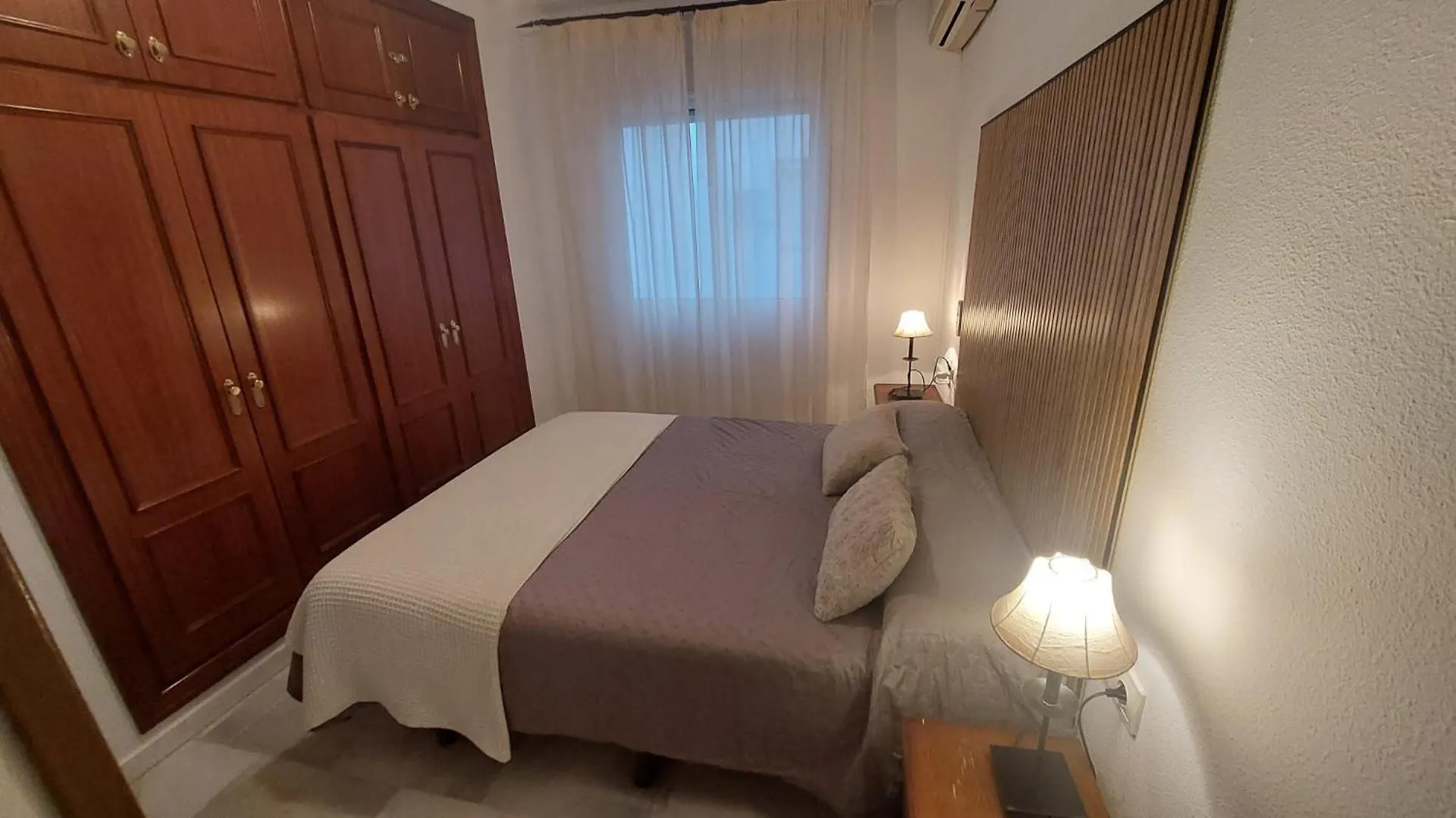 아파트 Puerto II Playa, Amplio,Confortable 푸엔히롤라